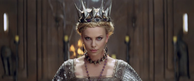 snow-white-huntsman-movie-image-charlize-theron-1